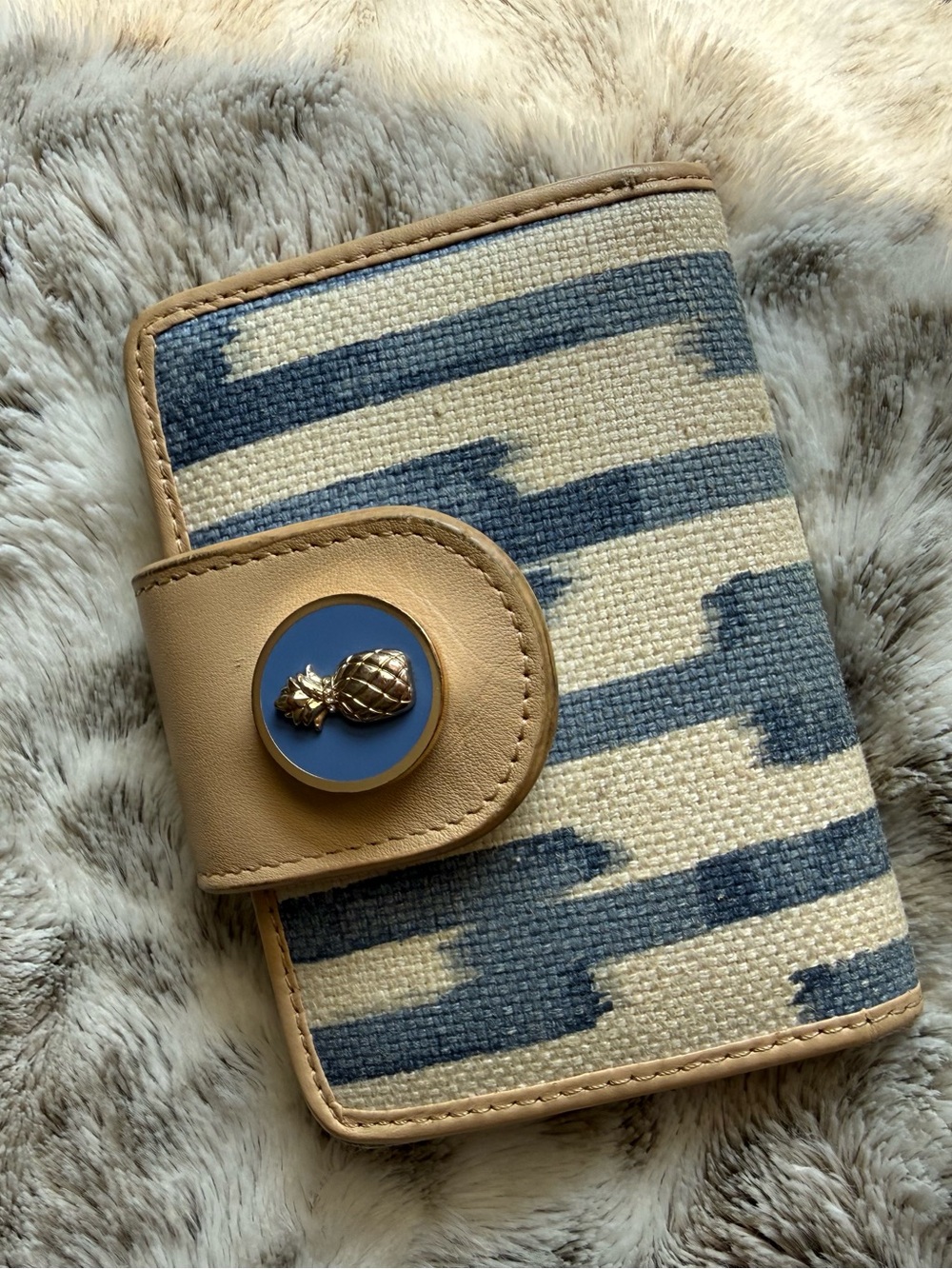 Spartina 449 Blue & Tan Woven Pineapple Snap Card Holder